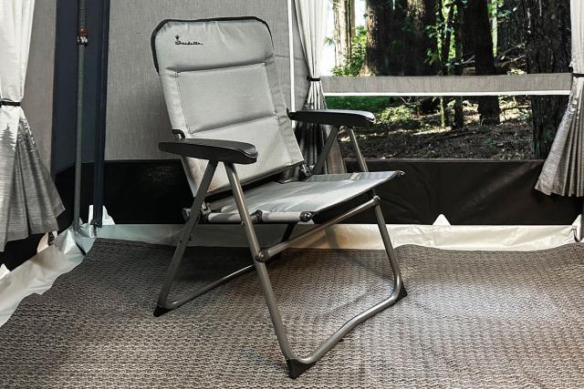 Nanna Stuhl, Light Grey Furniture